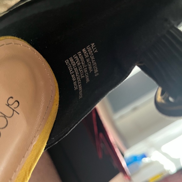 Wedges - Picture 6 of 7